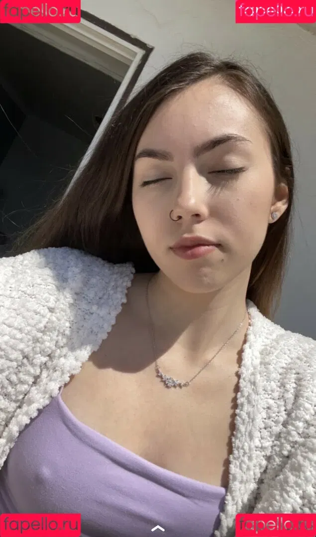 pintsizejen Onlyfans Photo Gallery 