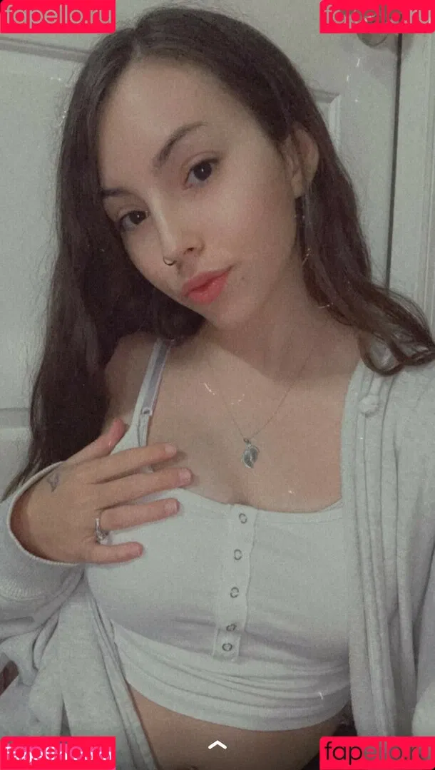 pintsizejen Onlyfans Photo Gallery 
