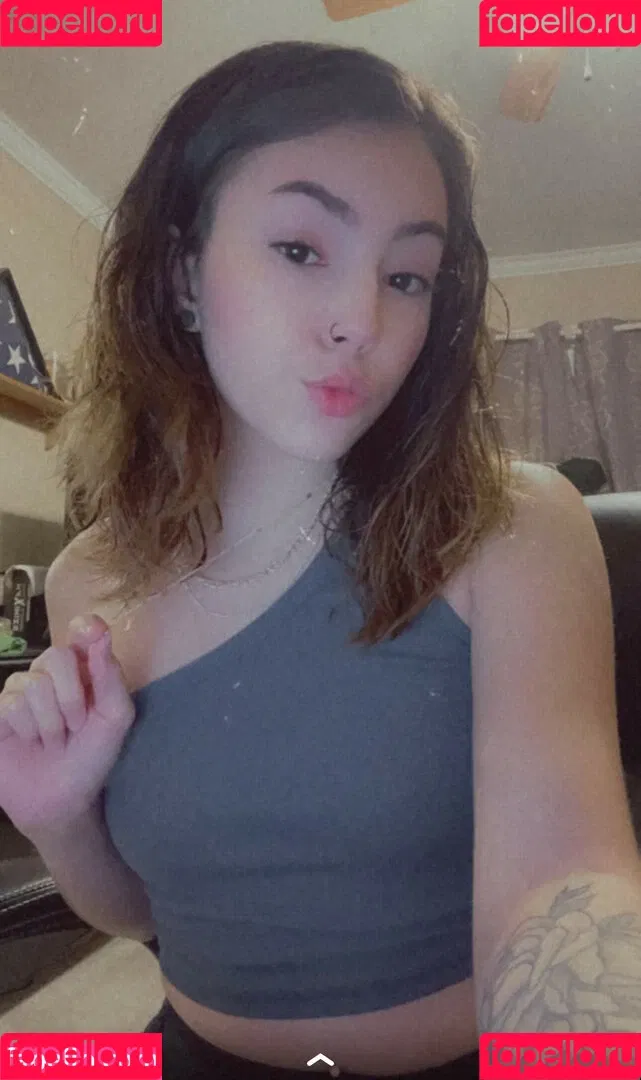 pintsizejen Onlyfans Photo Gallery 
