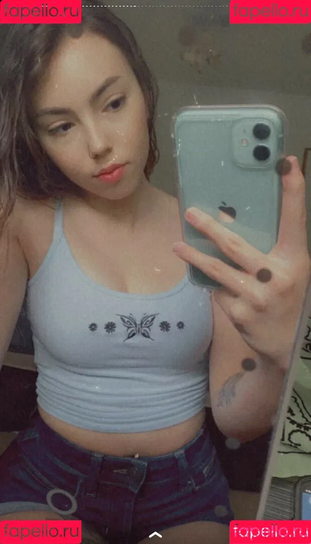pintsizejen Onlyfans Photo Gallery 