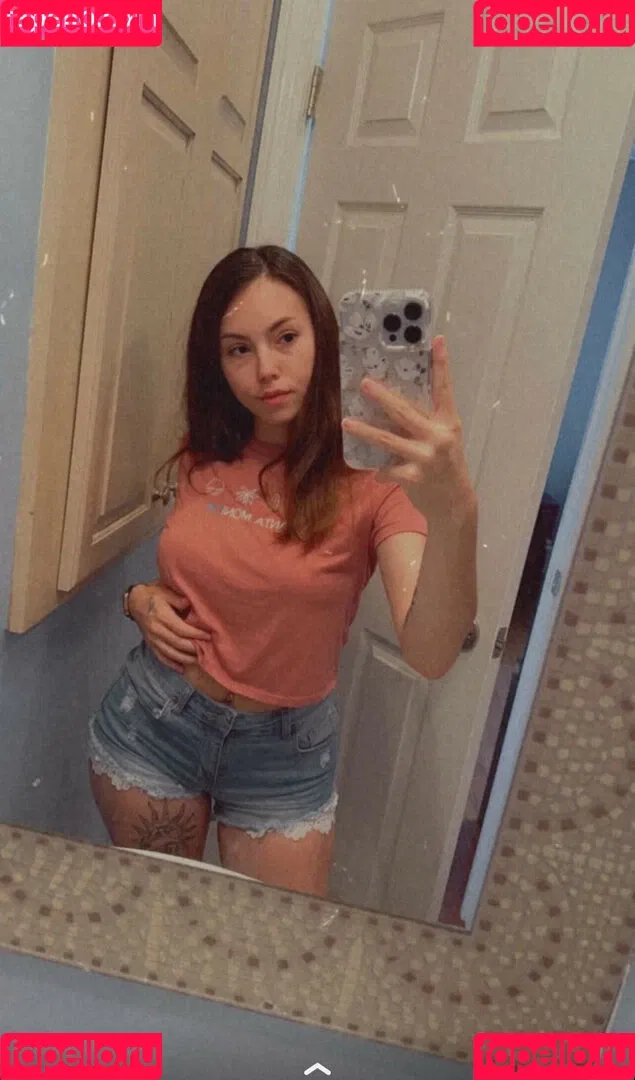 pintsizejen Onlyfans Photo Gallery 