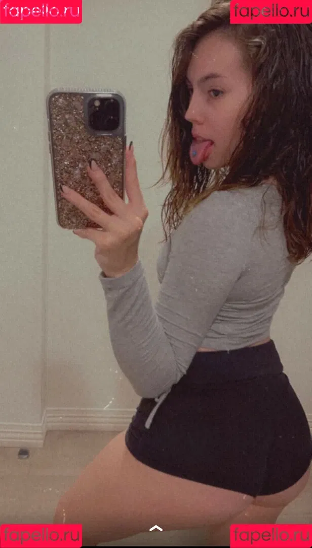 pintsizejen Onlyfans Photo Gallery 