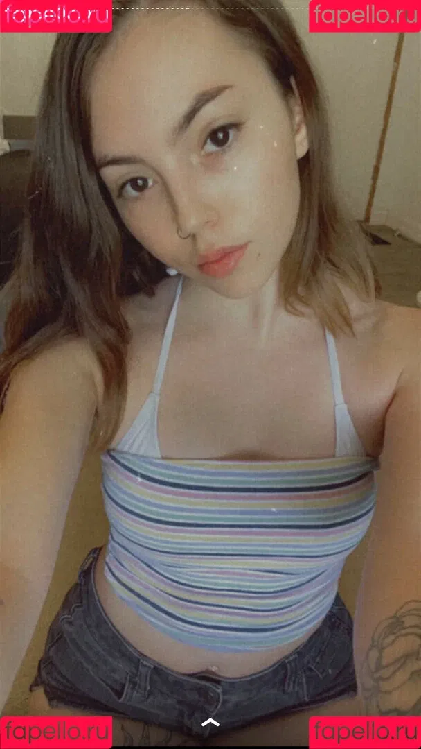 pintsizejen Onlyfans Photo Gallery 