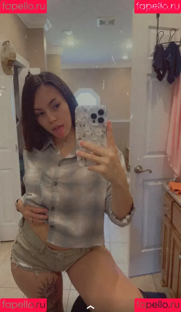 pintsizejen Onlyfans Photo Gallery 