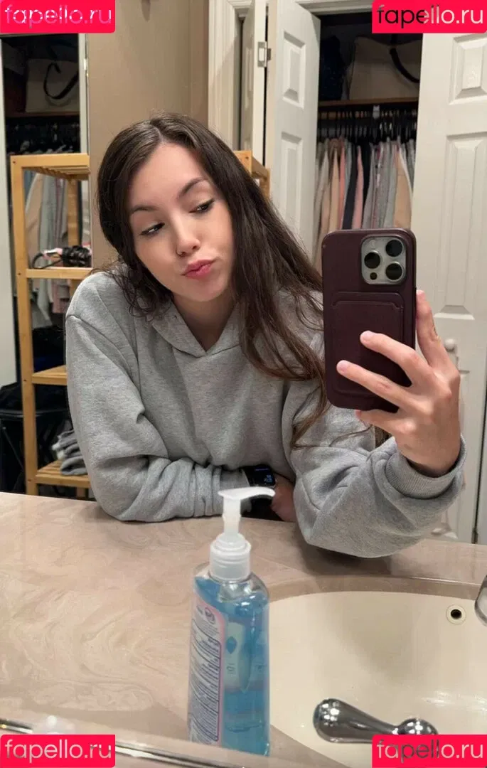 pintsizejen Onlyfans Photo Gallery 