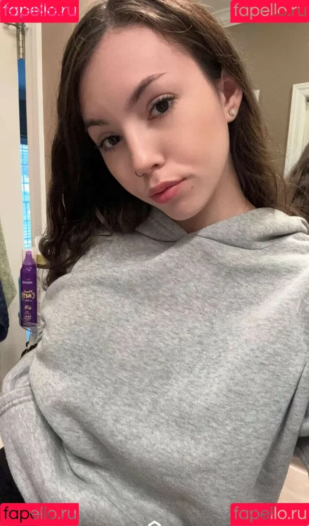 pintsizejen Onlyfans Photo Gallery 
