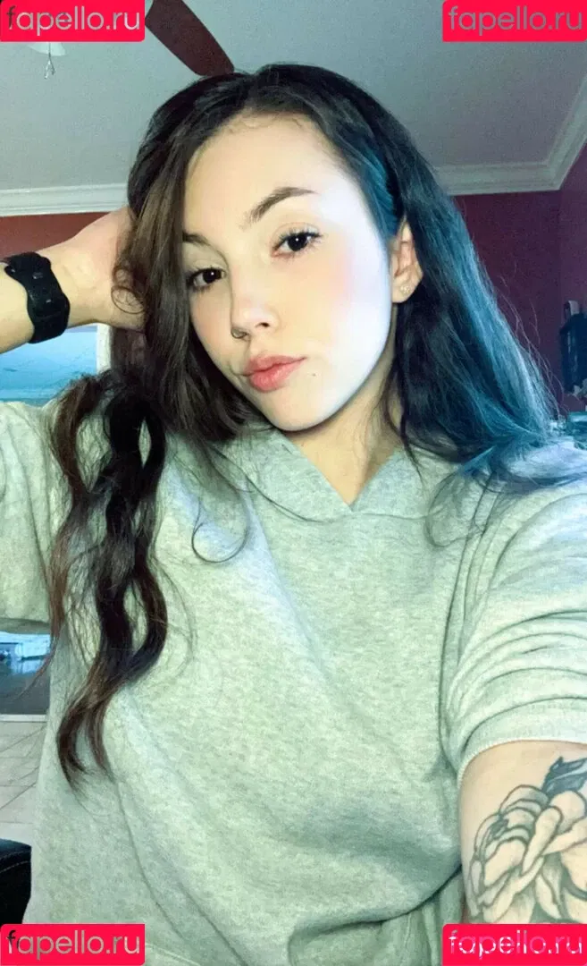 pintsizejen Onlyfans Photo Gallery 