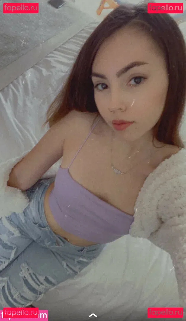 pintsizejen Onlyfans Photo Gallery 