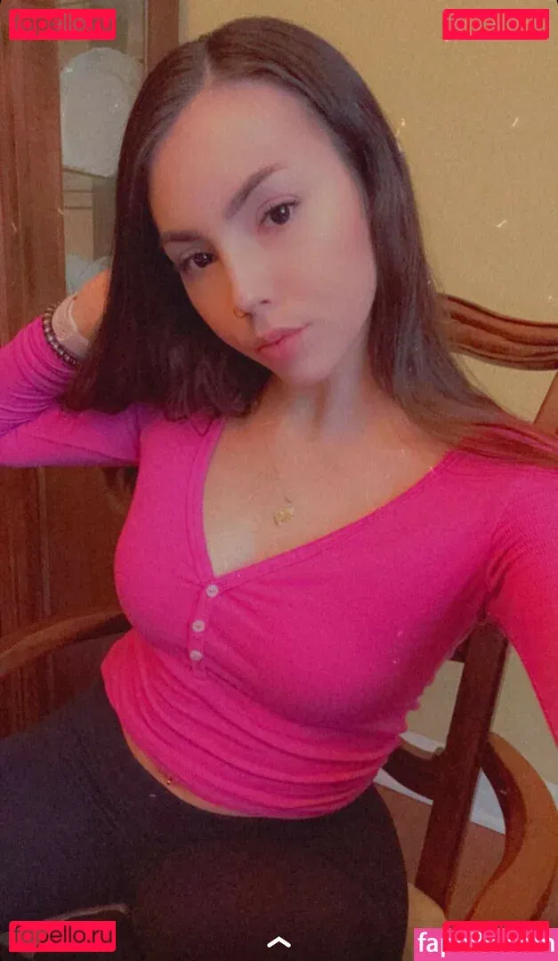 pintsizejen Onlyfans Photo Gallery 