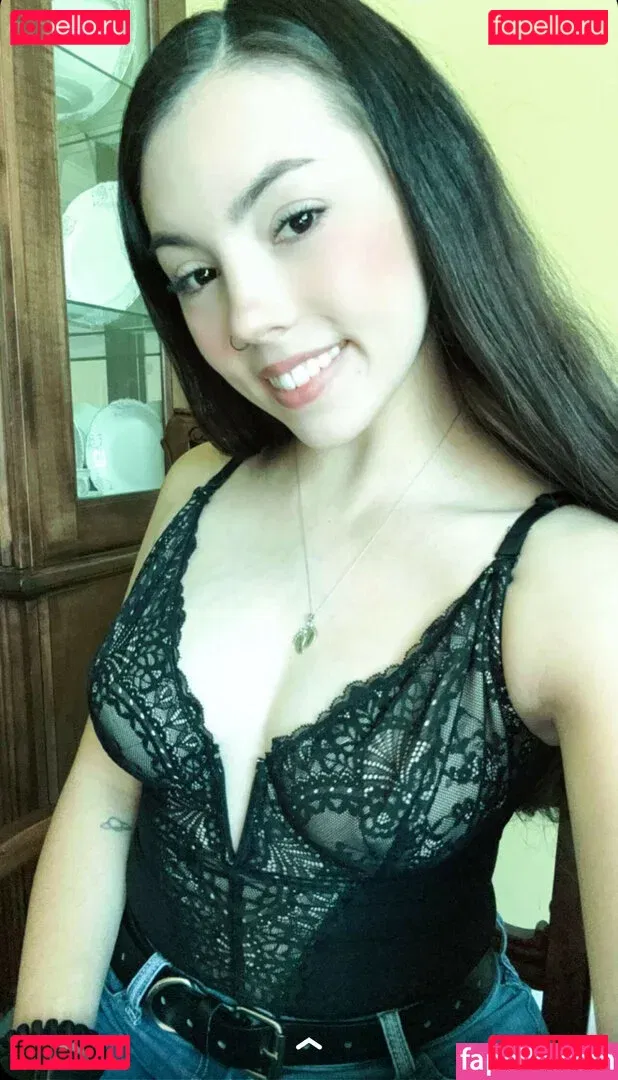 pintsizejen Onlyfans Photo Gallery 