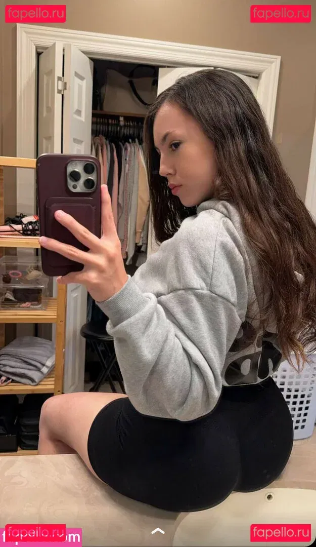 pintsizejen Onlyfans Photo Gallery 