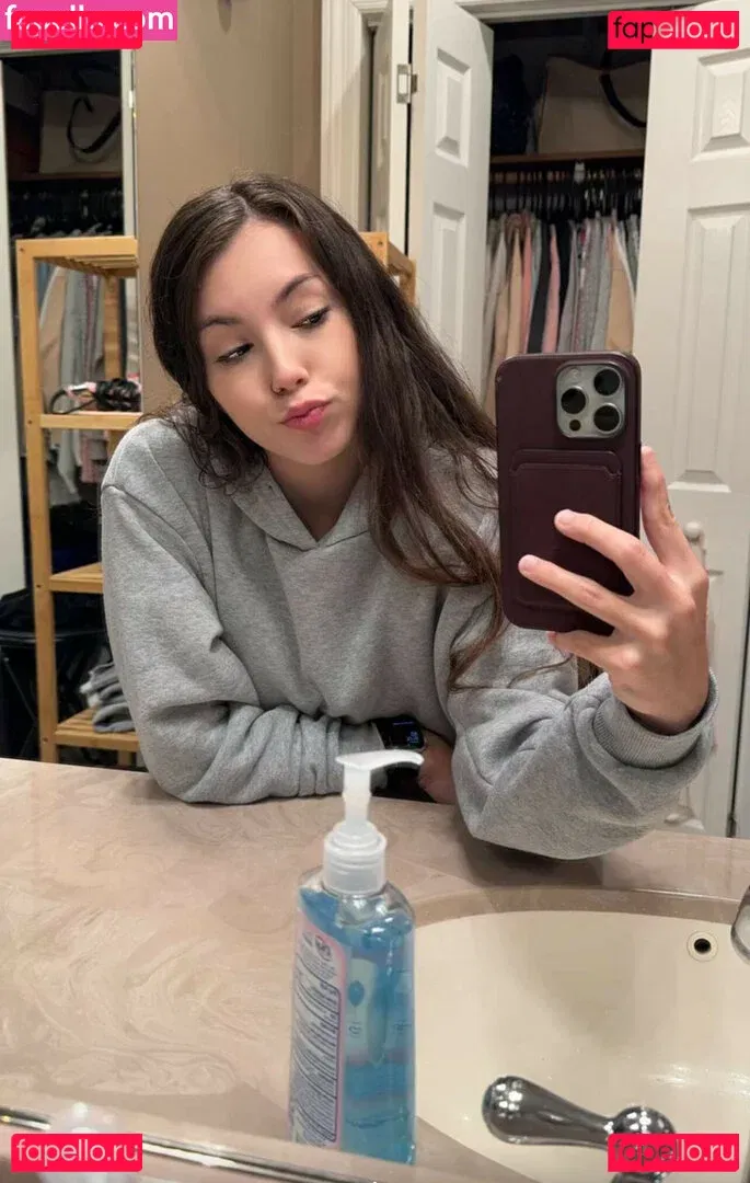 pintsizejen Onlyfans Photo Gallery 