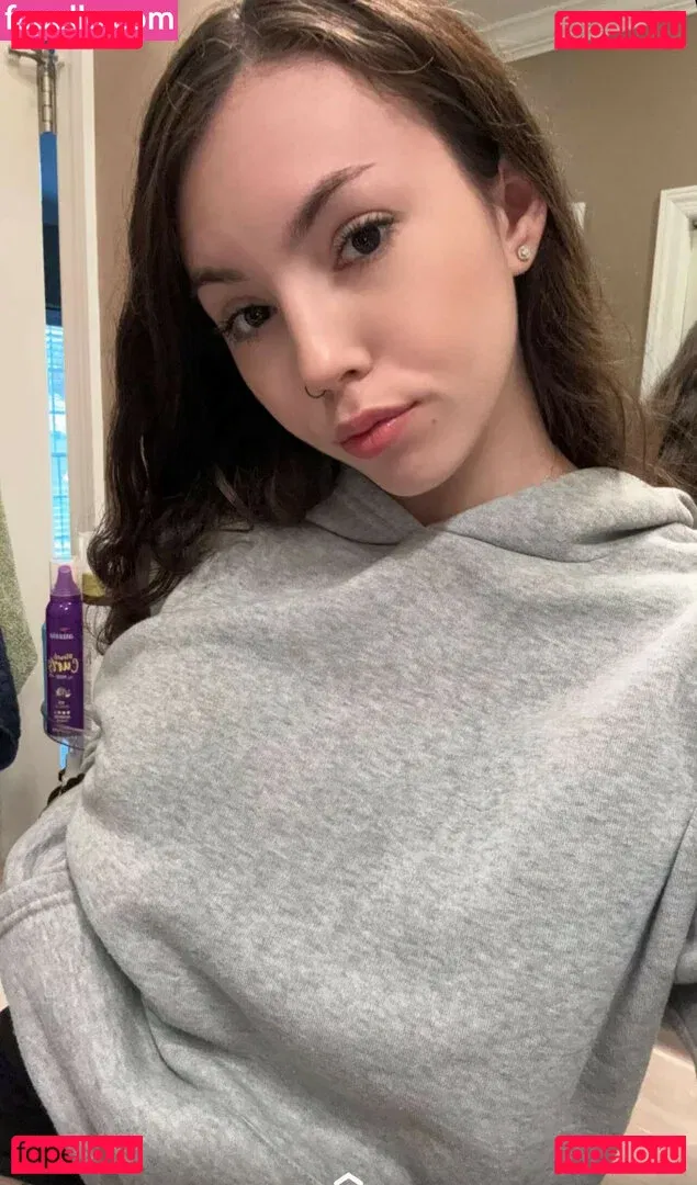 pintsizejen Onlyfans Photo Gallery 