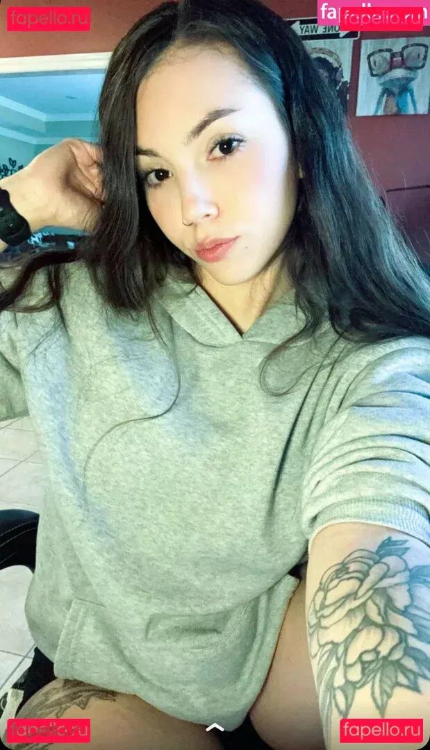 pintsizejen Onlyfans Photo Gallery 