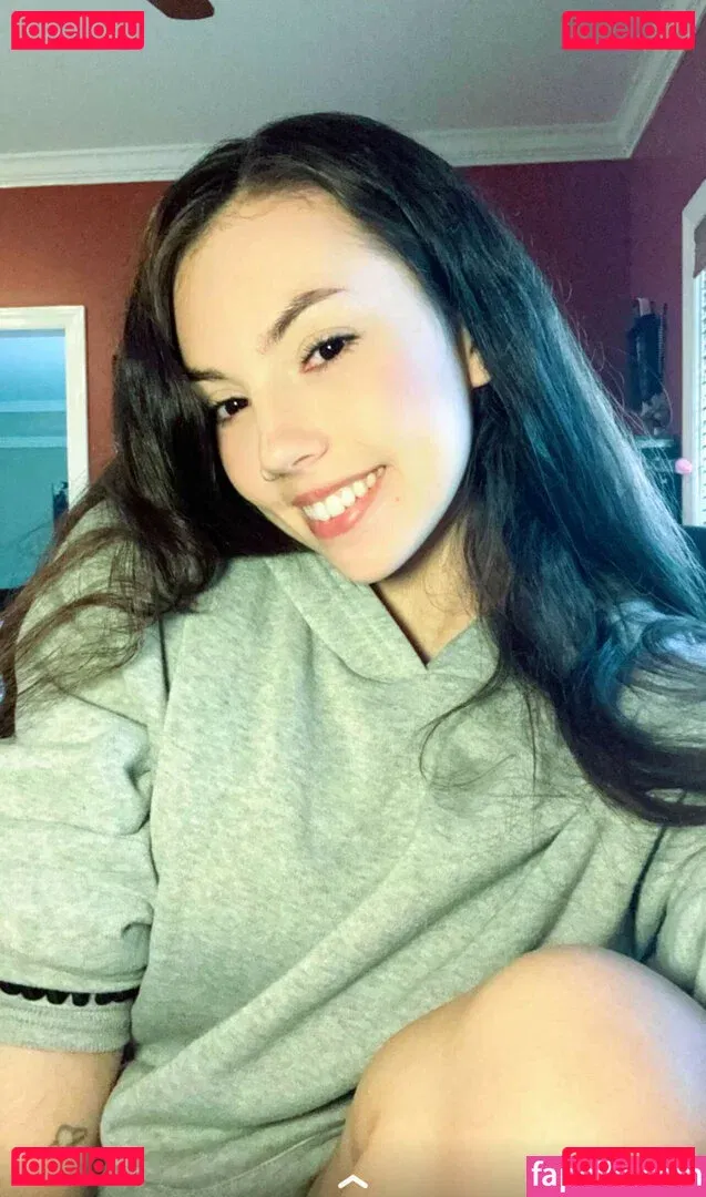 pintsizejen Onlyfans Photo Gallery 