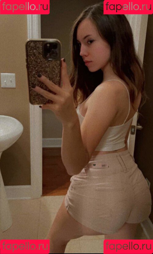 pintsizejen Onlyfans Photo Gallery 