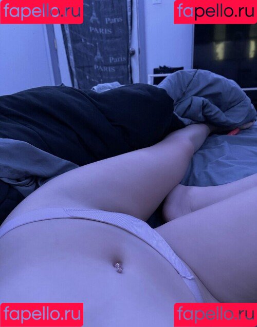 pintsizejen Onlyfans Photo Gallery 