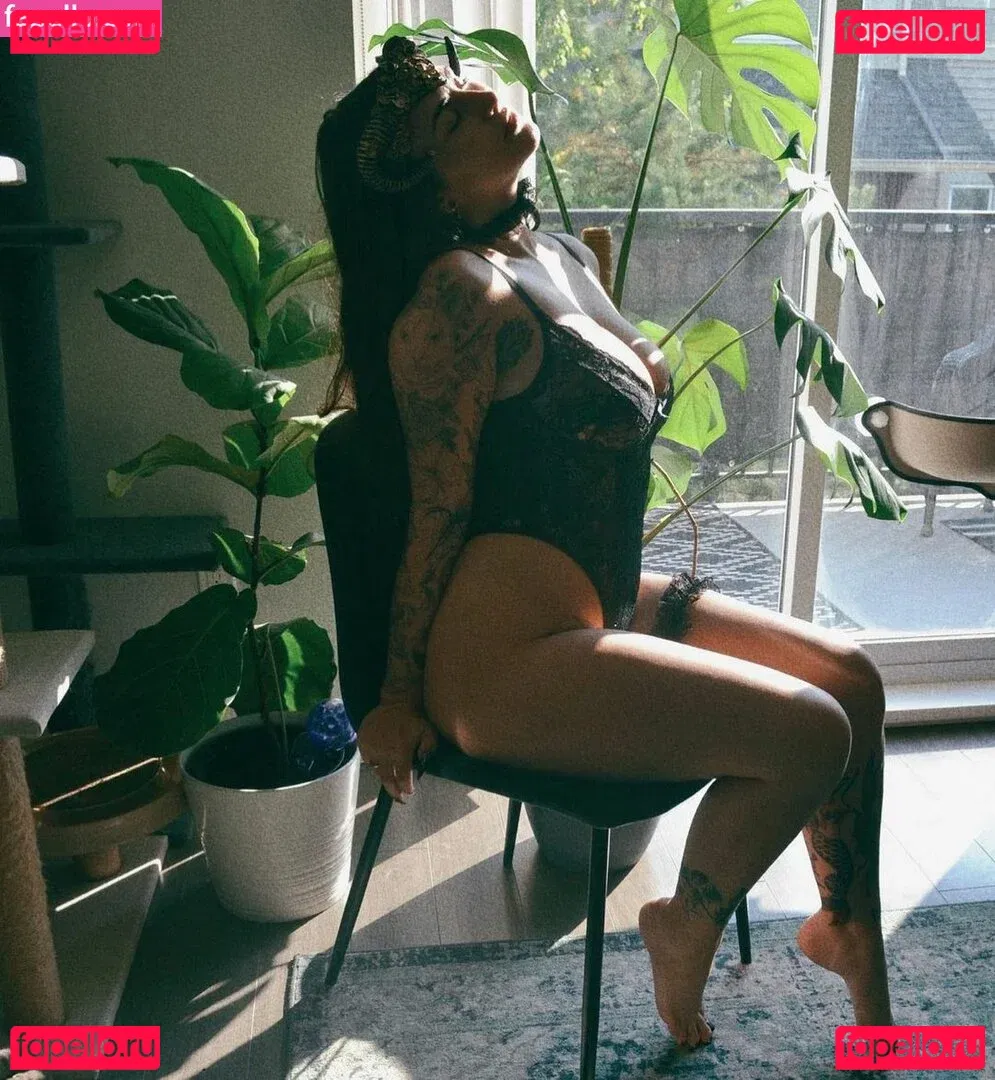 Angela Amethyst Onlyfans Photo Gallery 