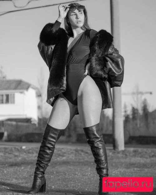 Angela Amethyst Nude Onlyfans Photo 25