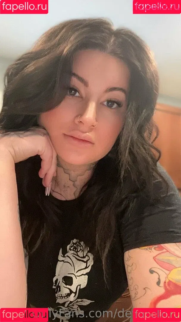 devinebria Onlyfans Photo Gallery 