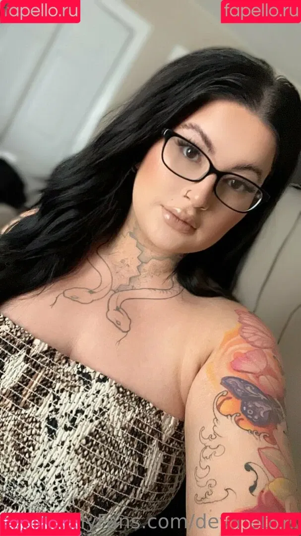 devinebria Onlyfans Photo Gallery 
