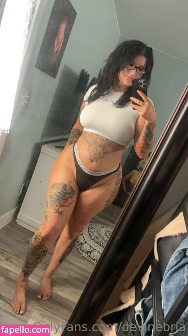 devinebria Onlyfans Photo Gallery 