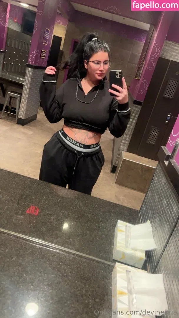 devinebria Onlyfans Photo Gallery 