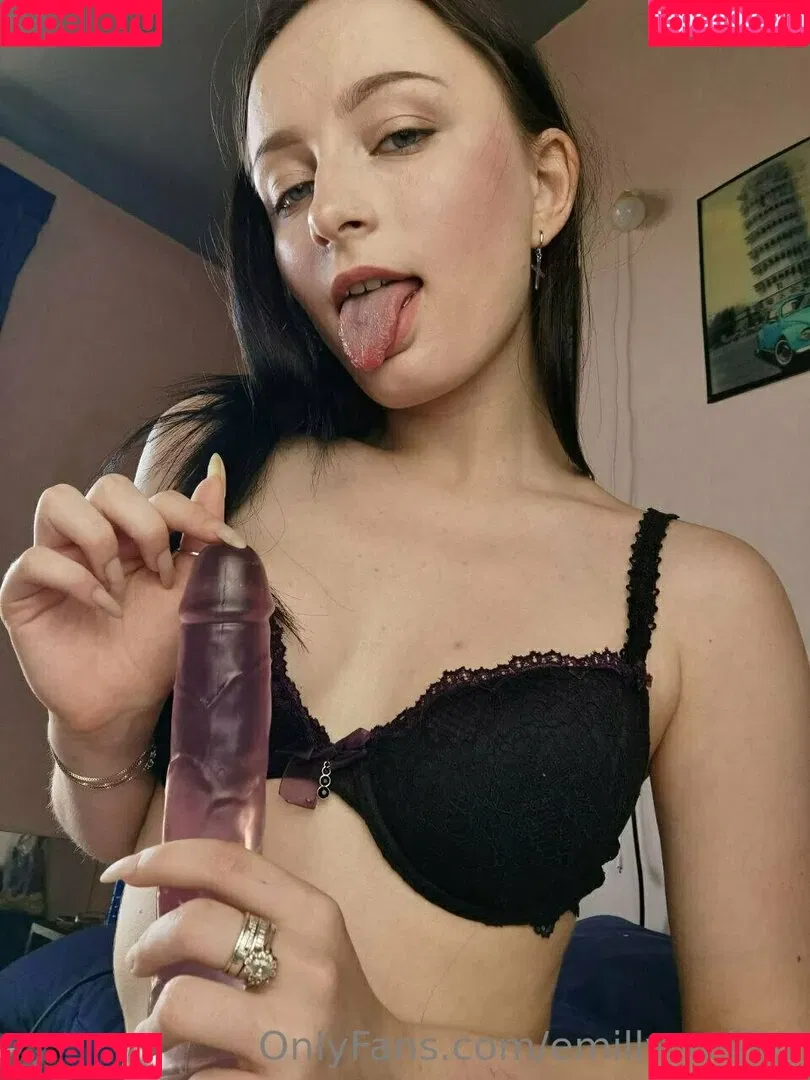 emilly_miller Onlyfans Photo Gallery 
