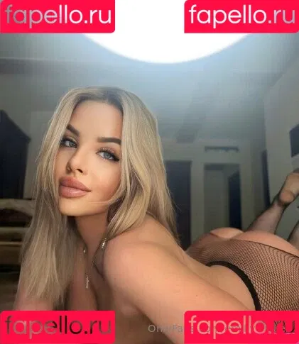 emilly_miller Onlyfans Photo Gallery 
