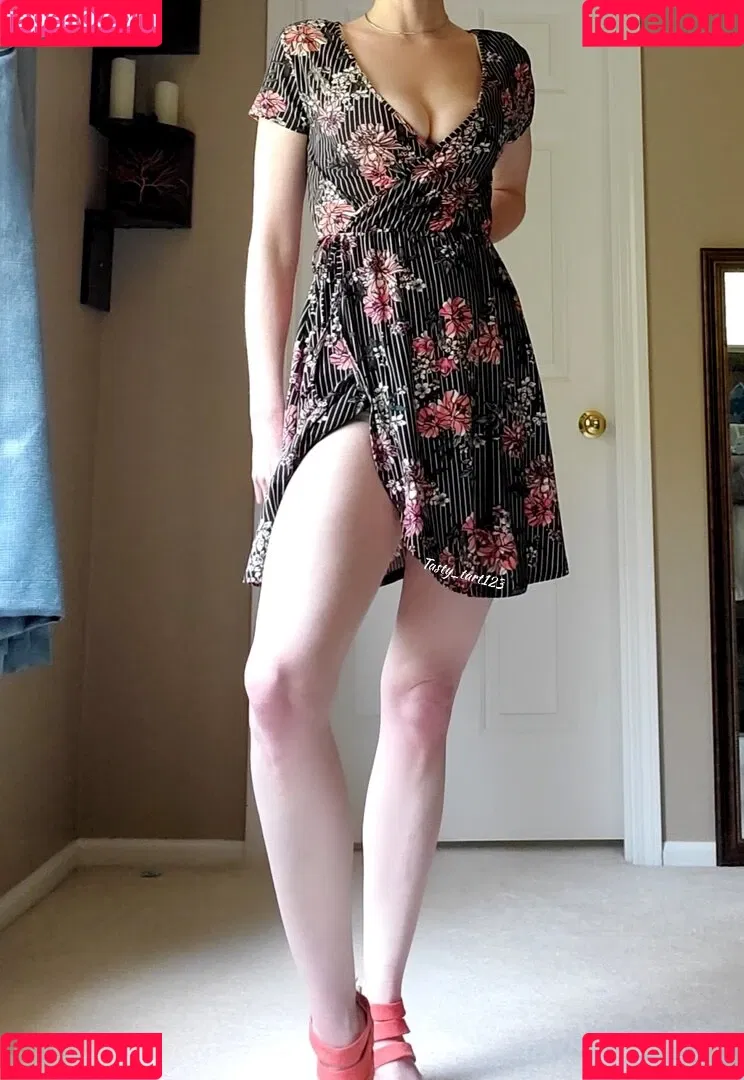Tasty_tart123 Onlyfans Photo Gallery 