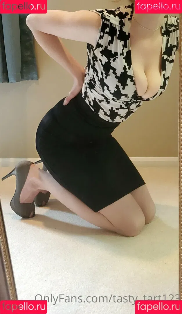 Tasty_tart123 Onlyfans Photo Gallery 