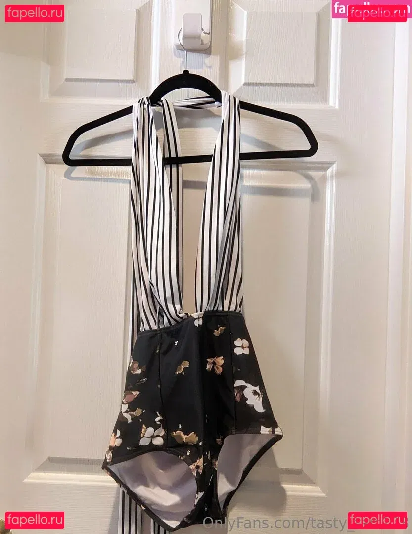 Tasty_tart123 Onlyfans Photo Gallery 