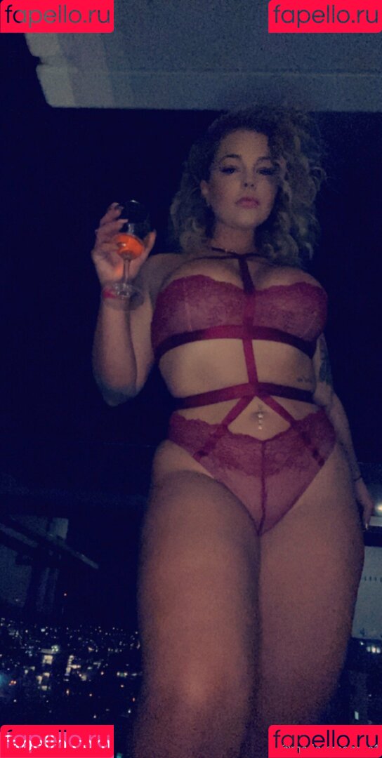 thecurvyqueen01 Onlyfans Photo Gallery 
