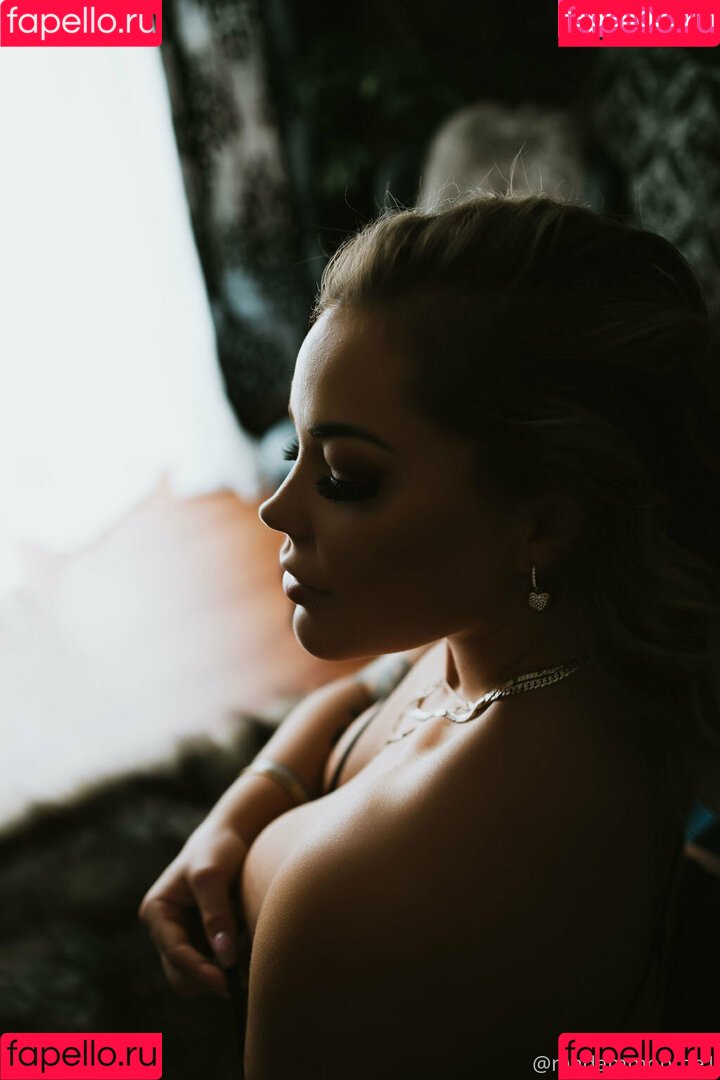 thecurvyqueen01 Onlyfans Photo Gallery 