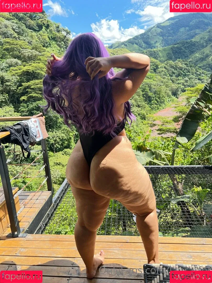 laura_fer Onlyfans Photo Gallery 