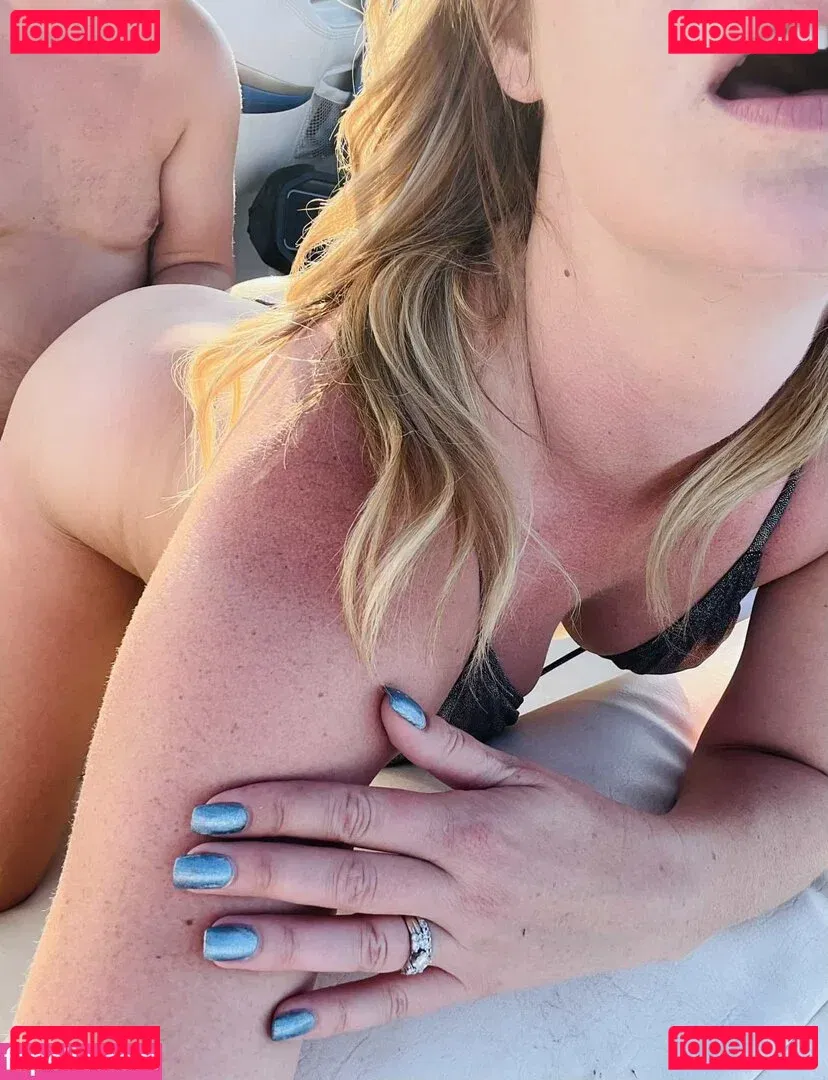 Vera Lea Onlyfans Photo Gallery 