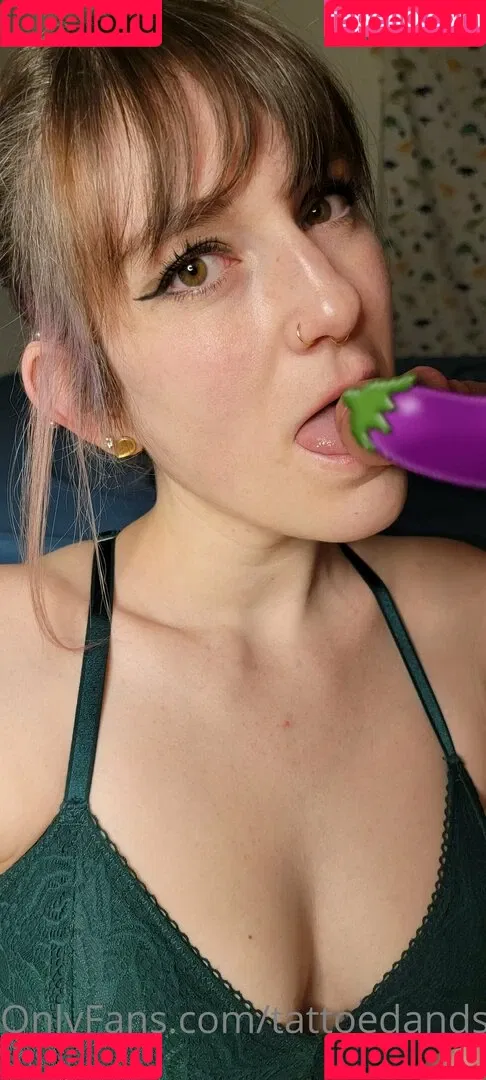 tattoedandsubmissive Onlyfans Photo Gallery 