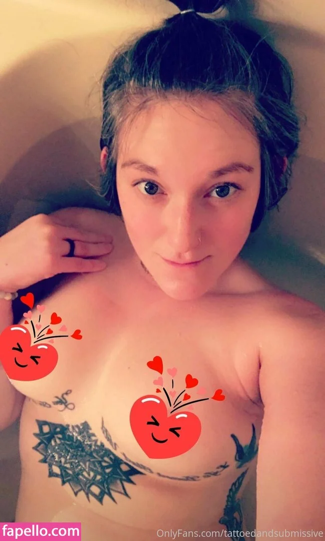 tattoedandsubmissive Onlyfans Photo Gallery 