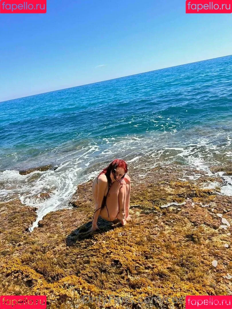 u182260024 Onlyfans Photo Gallery 