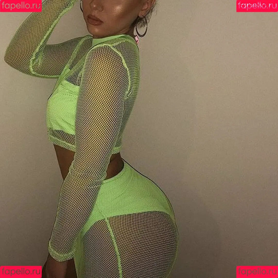 Mxelenaa Onlyfans Photo Gallery 