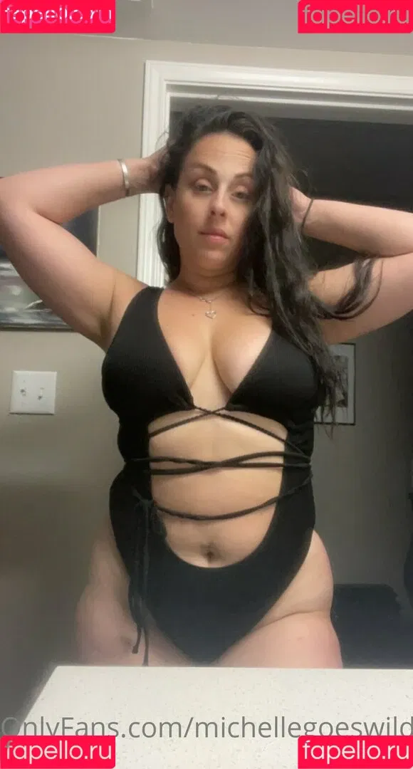 michellegoeswild Onlyfans Photo Gallery 