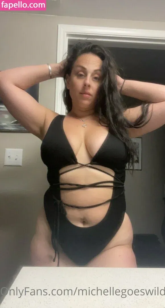 michellegoeswild Onlyfans Photo Gallery 