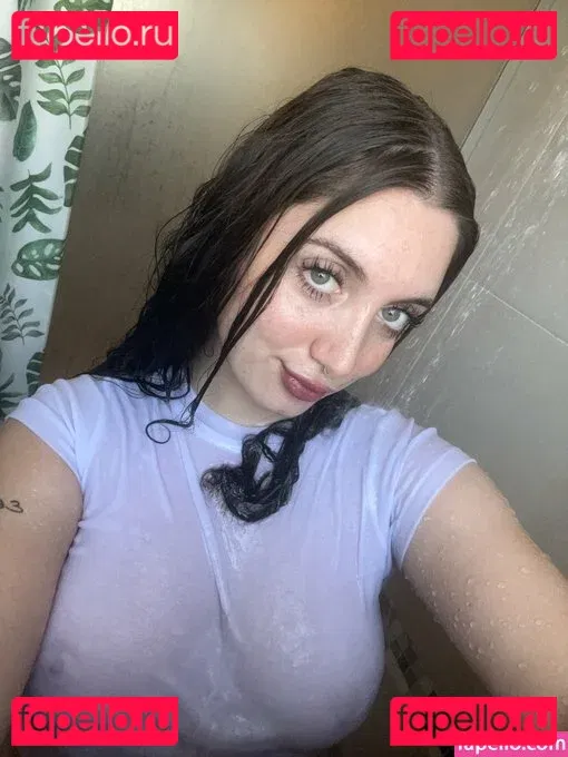 Naomi Nyke Onlyfans Photo Gallery 