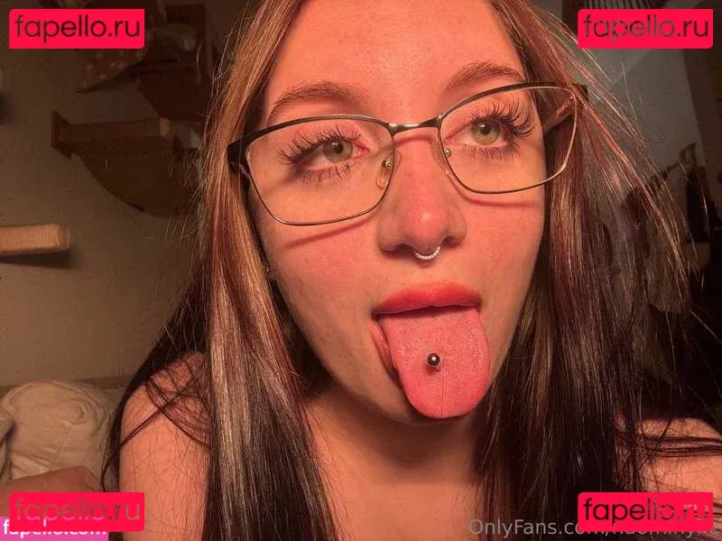 Naomi Nyke Onlyfans Photo Gallery 