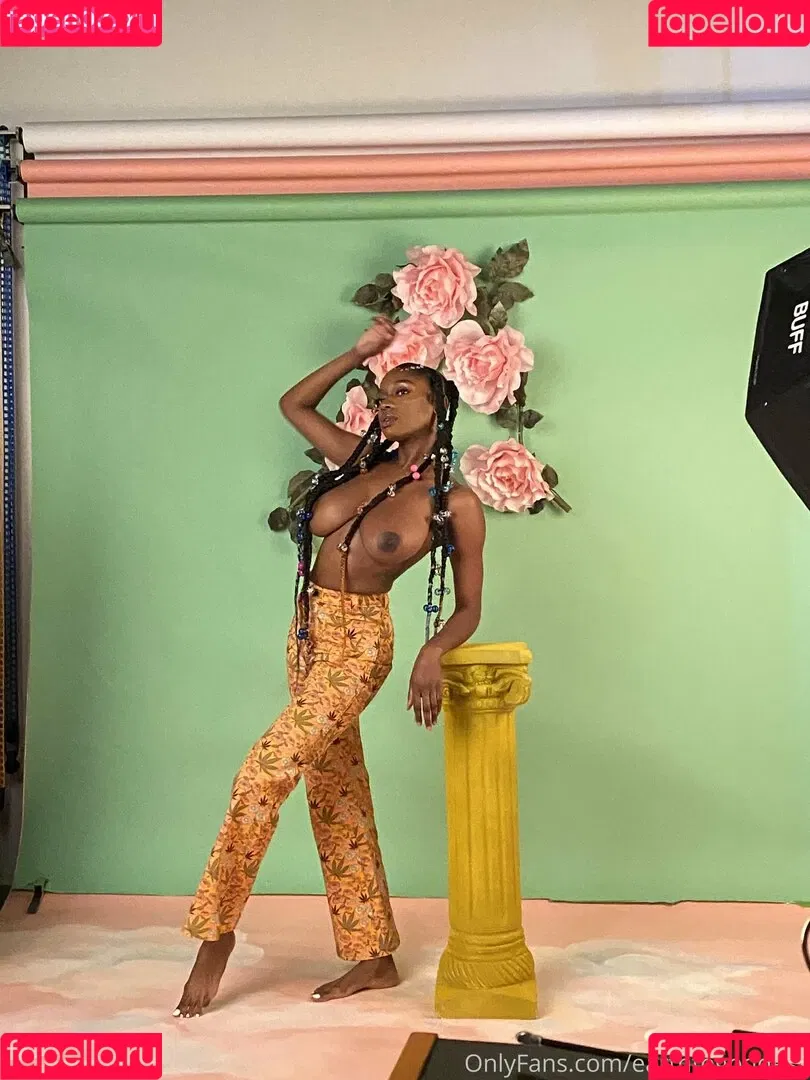 Earthtogoddess Onlyfans Photo Gallery 