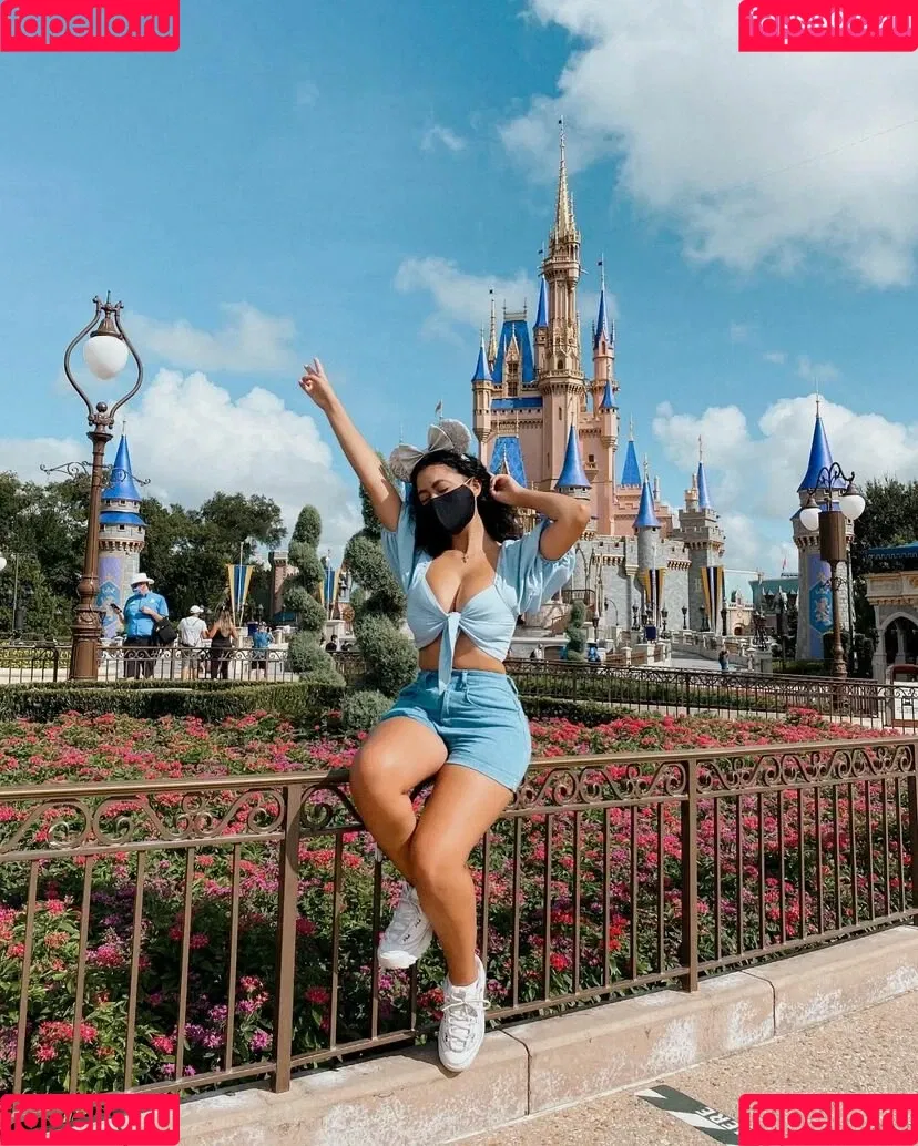Victoria Domenech Onlyfans Photo Gallery 