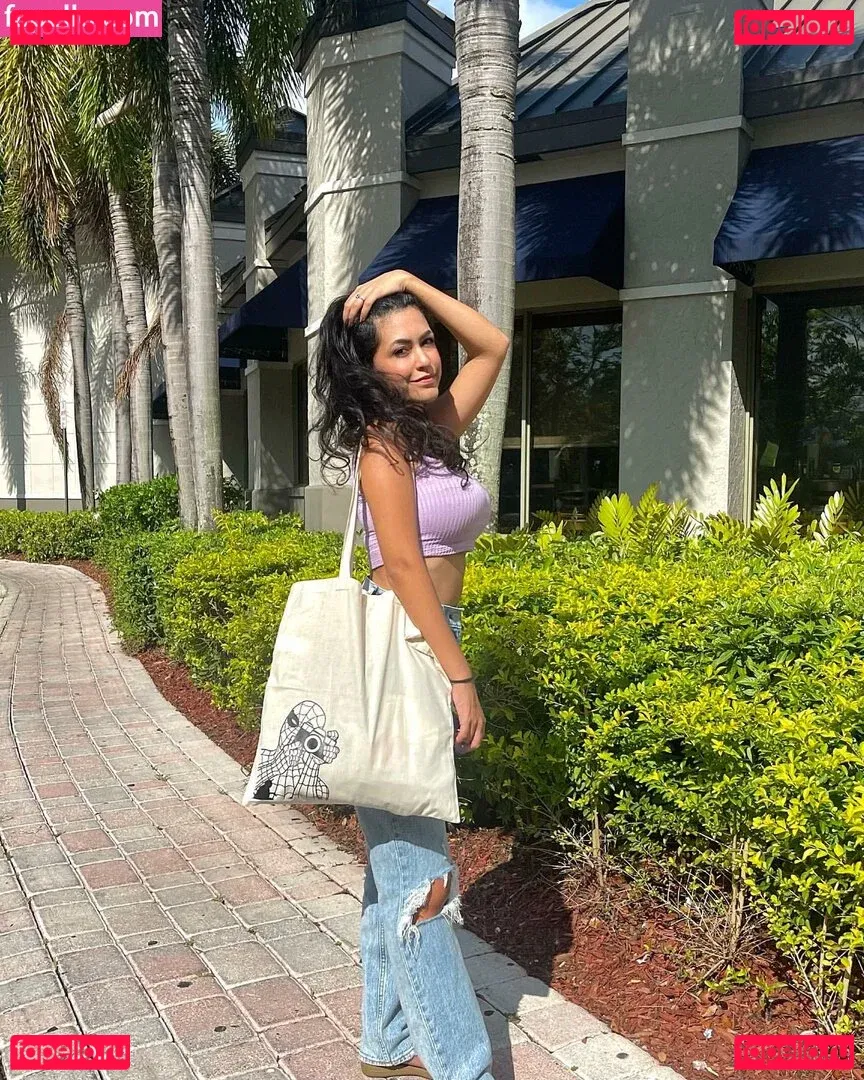 Victoria Domenech Onlyfans Photo Gallery 