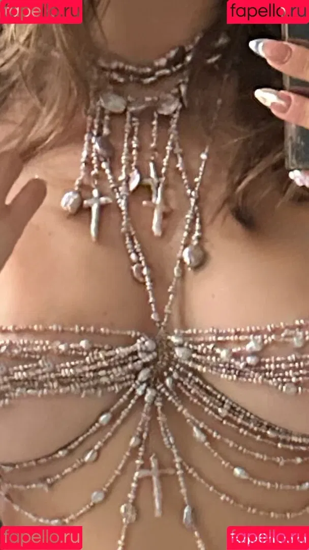 Violetta Komyshan Onlyfans Photo Gallery 