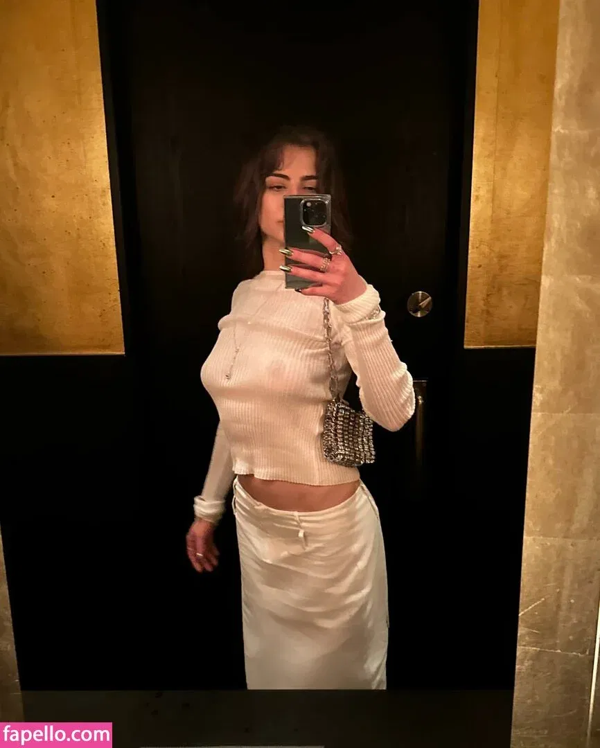 Violetta Komyshan Onlyfans Photo Gallery 