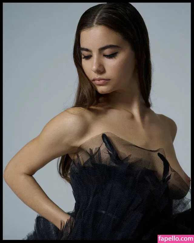 Violetta Komyshan Onlyfans Photo Gallery 